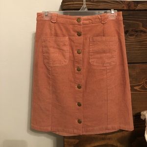 XS salmon Corduroy button up skirt from Bohme